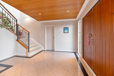 /international/nz/43-calypso-way-unsworth-heights-auckland-380119839167/