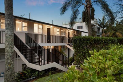 /international/nz/13e-emmett-street-herne-bay-auckland-380119938309/