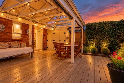 /international/nz/5-waione-avenue-te-atatu-peninsula-auckland-380119984302/