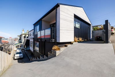 /international/nz/74-a-b-c-london-street-dunedin-central-otago-380119984573/