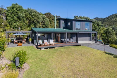 /international/nz/100-kaipapaka-row-whangapoua-coromandel-380119852174/