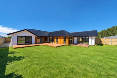 /international/nz/3-soho-lane-west-melton-canterbury-380120025086/