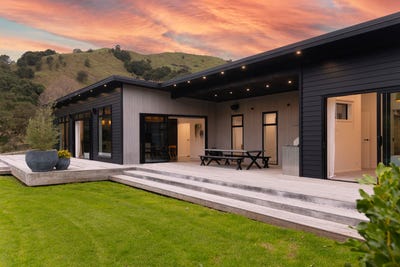 /international/nz/671-riverside-road-matokitoki-gisborne-380119861754/