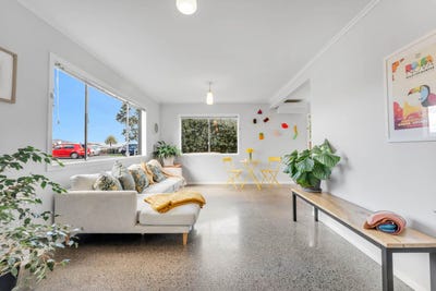 /international/nz/1-188-blockhouse-bay-road-avondale-canterbury-380119941053/