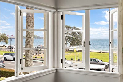 /international/nz/12-105-tamaki-drive-mission-bay-auckland-380119833672/