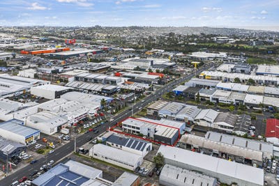 /international/nz/26-porana-road-wairau-valley-auckland-380119813231/