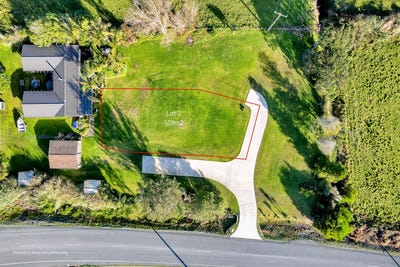 /international/nz/salle-road-ruakaka-northland-380119829263/