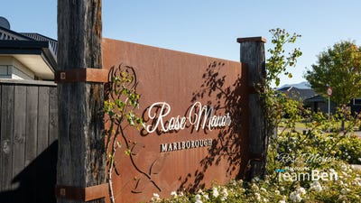 /international/nz/14-rembrandt-drive-rose-manor-springlands-marlborough-380119849862/