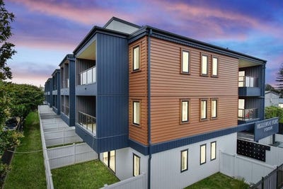 /international/nz/113-8-gray-avenue-mangere-east-auckland-380119818693/