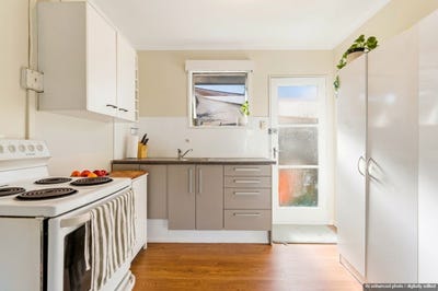 /international/nz/2-15-phoenix-place-papatoetoe-auckland-380119984537/