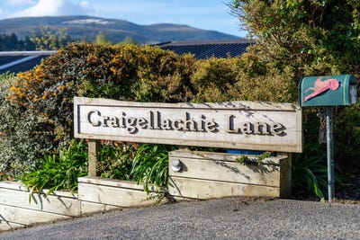 /international/nz/5-craigellachie-lane-kenmure-otago-380119839234/
