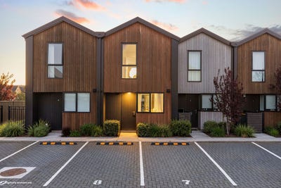 /international/nz/111-edgeware-road-saint-albans-canterbury-380120077495/