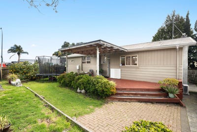 /international/nz/137-moore-street-howick-auckland-380120036697/