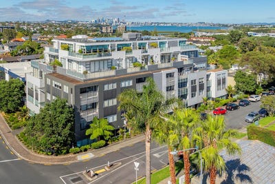 /international/nz/204-16-huron-street-takapuna-auckland-380119942175/