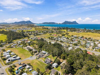 /international/nz/41b-tamure-place-ruakaka-northland-380120025196/