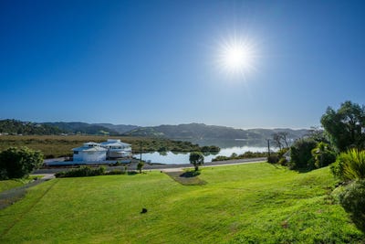 /international/nz/lot-2-3-80-beach-road-onerahi-northland-380119859335/
