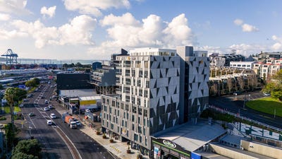 /international/nz/la-quinta-hotel-parnell-27-the-strand-parnell-auckland-380119880425/