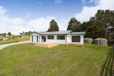 /international/nz/123b-hastings-street-halcombe-manawatu-whanganui-380120078811/