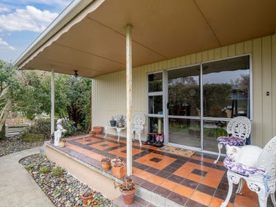 /international/nz/60-cunningham-street-grasmere-southland-380120077150/