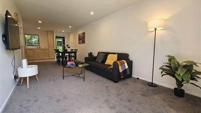 /international/nz/27-51-te-kanawa-crescent-henderson-valley-auckland-380119848704/