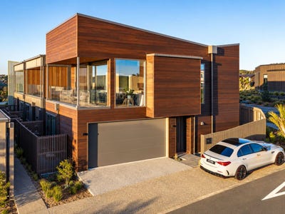 /international/nz/2c-omahina-street-raglan-waikato-380120077930/
