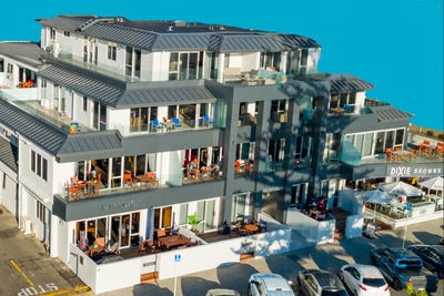 /international/nz/4-marine-parade-mount-maunganui-bay-of-plenty-380119827679/