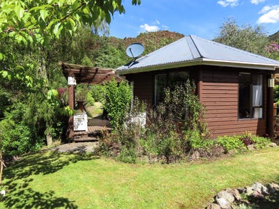 /international/nz/37-franklyn-street-reefton-west-coast-380119942010/