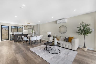/international/nz/18-fulljames-avenue-three-kings-auckland-380119809909/