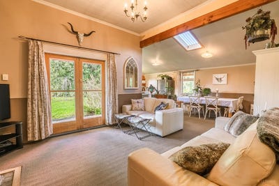 /international/nz/34-mahoneys-hill-road-timaru-central-canterbury-380119814668/