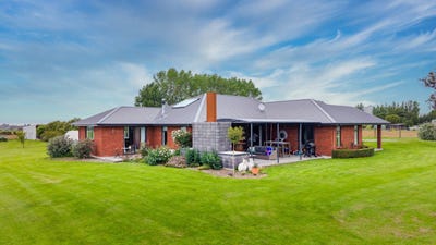 /international/nz/55-timaru-road-waimate-canterbury-380119813898/