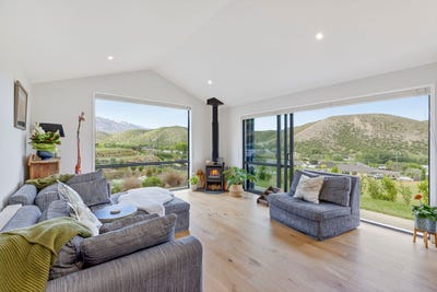 /international/nz/9-lowburn-terrace-cromwell-central-otago-lakes-district-380119829609/