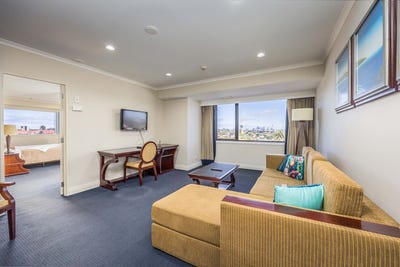 /international/nz/9-17-byron-avenue-takapuna-auckland-380119879385/