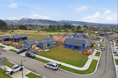 /international/nz/22-flagstaff-drive-helensburgh-otago-380119937297/