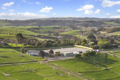 /international/nz/154-muriwai-valley-road-waimauku-auckland-380119822546/