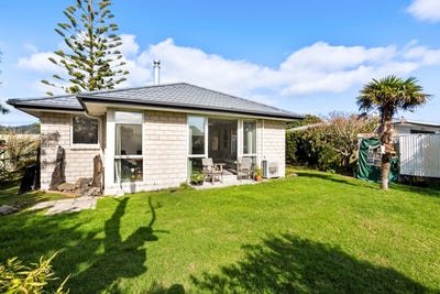 /international/nz/306-sylvia-road-whangamata-coromandel-380119858922/