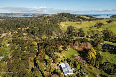 /international/nz/13-tramway-road-coromandel-coromandel-380119864934/