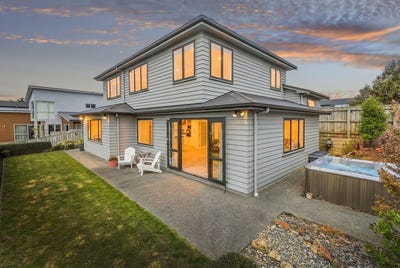/international/nz/75-endeavour-drive-whitby-wellington-380119941328/