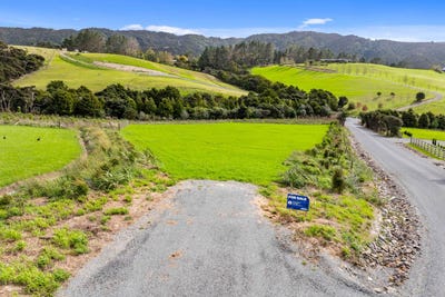 /international/nz/lot-5-582-barrier-view-road-mangawhai-northland-380119941502/