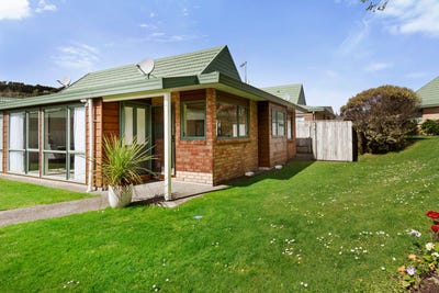 /international/nz/70-42-main-road-tawa-wellington-380119955222/