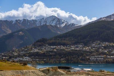 /international/nz/12-lizard-rock-lane-kelvin-heights-central-otago-lakes-district-380119984067/