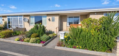 /international/nz/17-browns-avenue-waimate-canterbury-380119955020/
