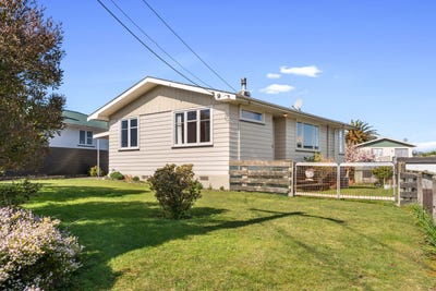 /international/nz/8-wavell-crescent-masterton-wairarapa-380119940842/