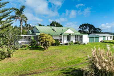 /international/nz/298-notorious-west-road-dargaville-northland-380119831146/