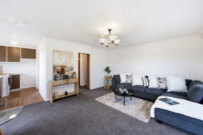 /international/nz/76-ruskin-street-addington-canterbury-380119860902/