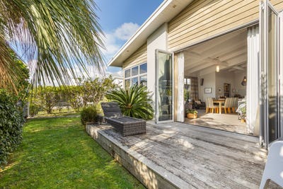 /international/nz/143a-south-highway-whitianga-coromandel-380119878841/