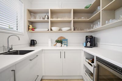 /international/nz/93-valley-road-pukekohe-auckland-380120025798/