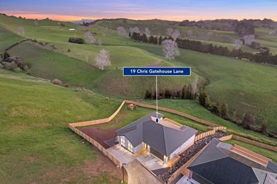 /international/nz/19-chris-gatehouse-lane-pokeno-auckland-380120025803/