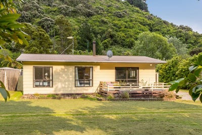 /international/nz/16-mclaughlin-drive-tinui-wairarapa-380119844626/