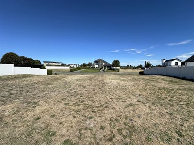 /international/nz/18-kaikainui-lane-northwood-canterbury-380119830410/