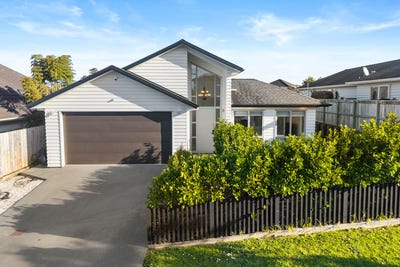 /international/nz/12-pommes-way-silverdale-waikato-380119873162/